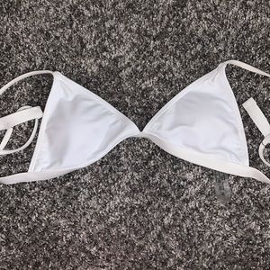 Pretty white bikini top: